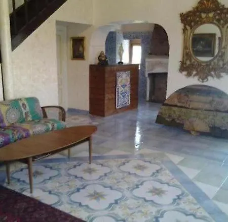 Oda ve Kahvaltı La Tenuta Del Falco
