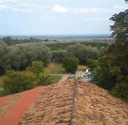 La Tenuta Del Falco Oda ve Kahvaltı Rotondella